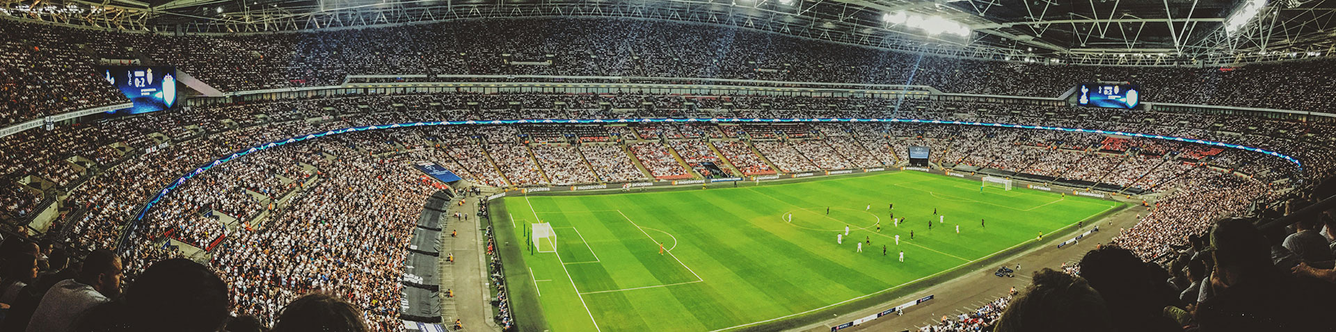 Fußballstadion als Symbolbild für Blogartikel Ambush Marketing