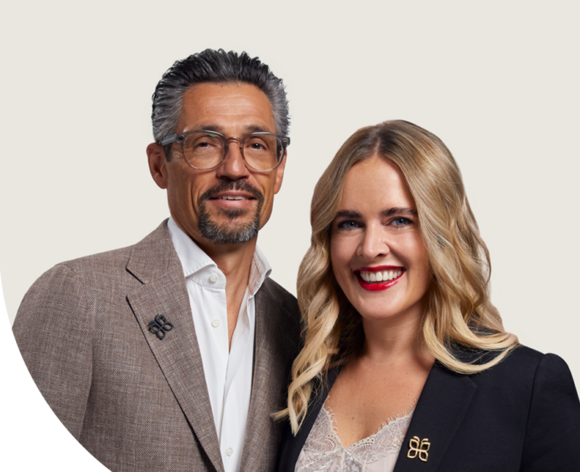 Katharina Abernethy (Head of Marketing) and Heiko Hofer (CEO)