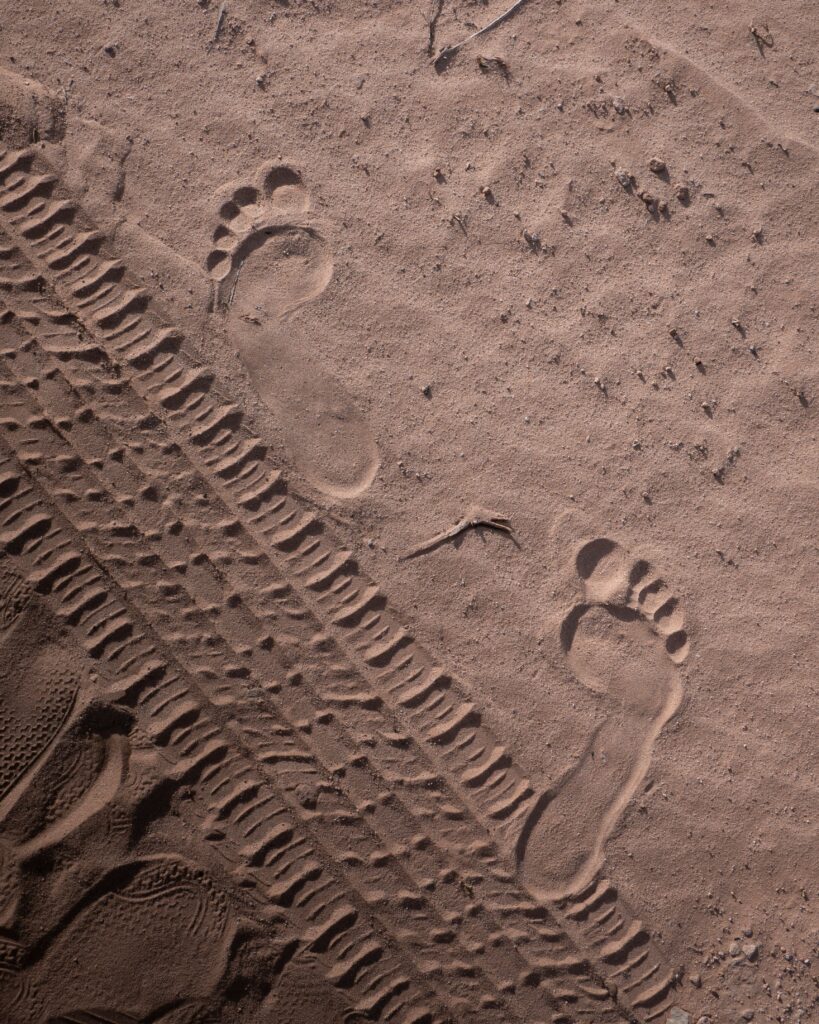 Footprint and tireprint