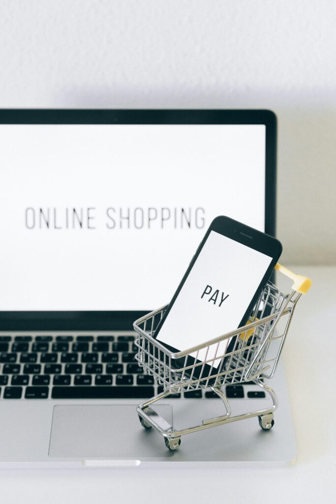 pim-to-feed-to-shop-dataflow.svg (Webshop)